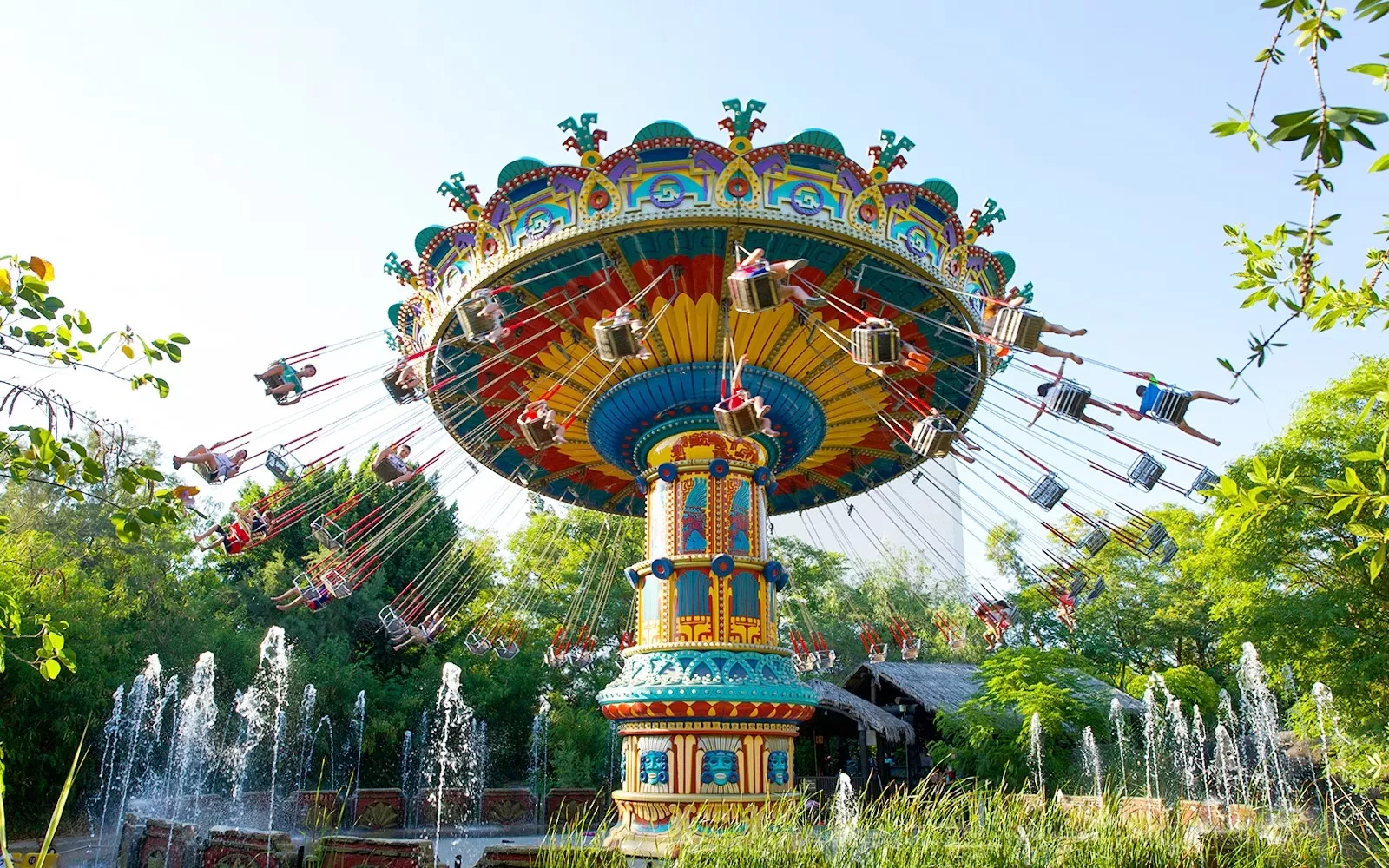 Wave Swinger Ride