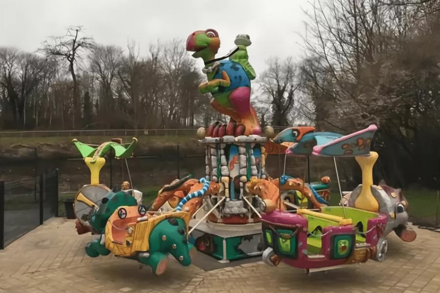 Wonderful Dinosaur Flight